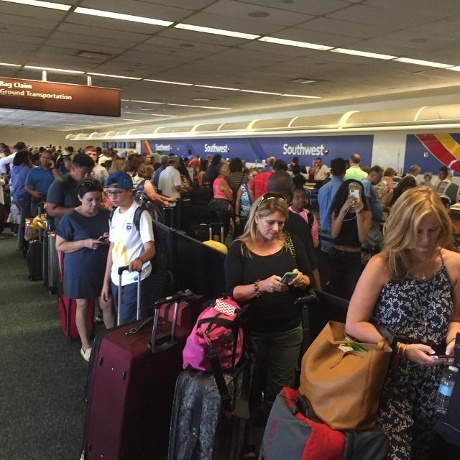 Southwest Airlines plays catchup at Sea-Tac, elsewhere after computer glitch